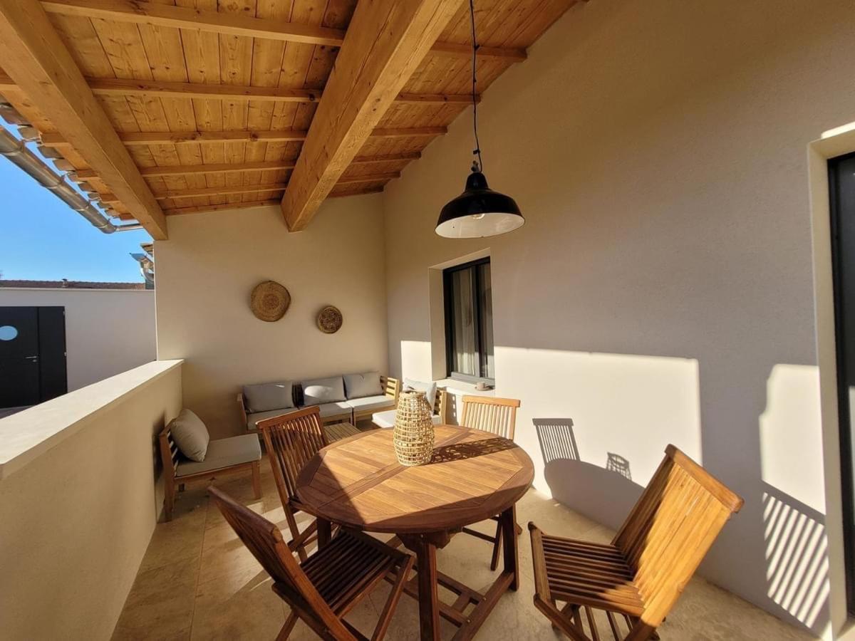 Les Logis De Cocagne Apartman Saint-Rémy-de-Provence Kültér fotó